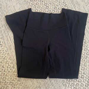 TNA Butter bootcut leggings in short length